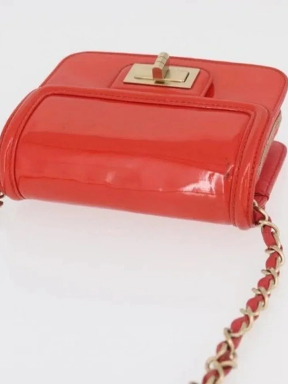 CHANEL Chain Shoulder Wallet Patent leather Orange Gold CC Auth 130637
